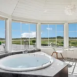 Дом отдыха Beautiful In With Sauna *